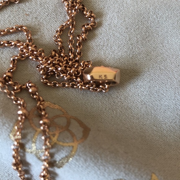 Kendra Scott Arlene adjustable crystal gray illusion rose gold 28” - Picture 3 of 6